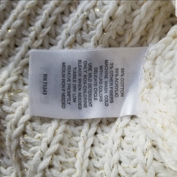 If It Were Me XS White/Gold Scoop Neck Sweater - Picture 4 of 9